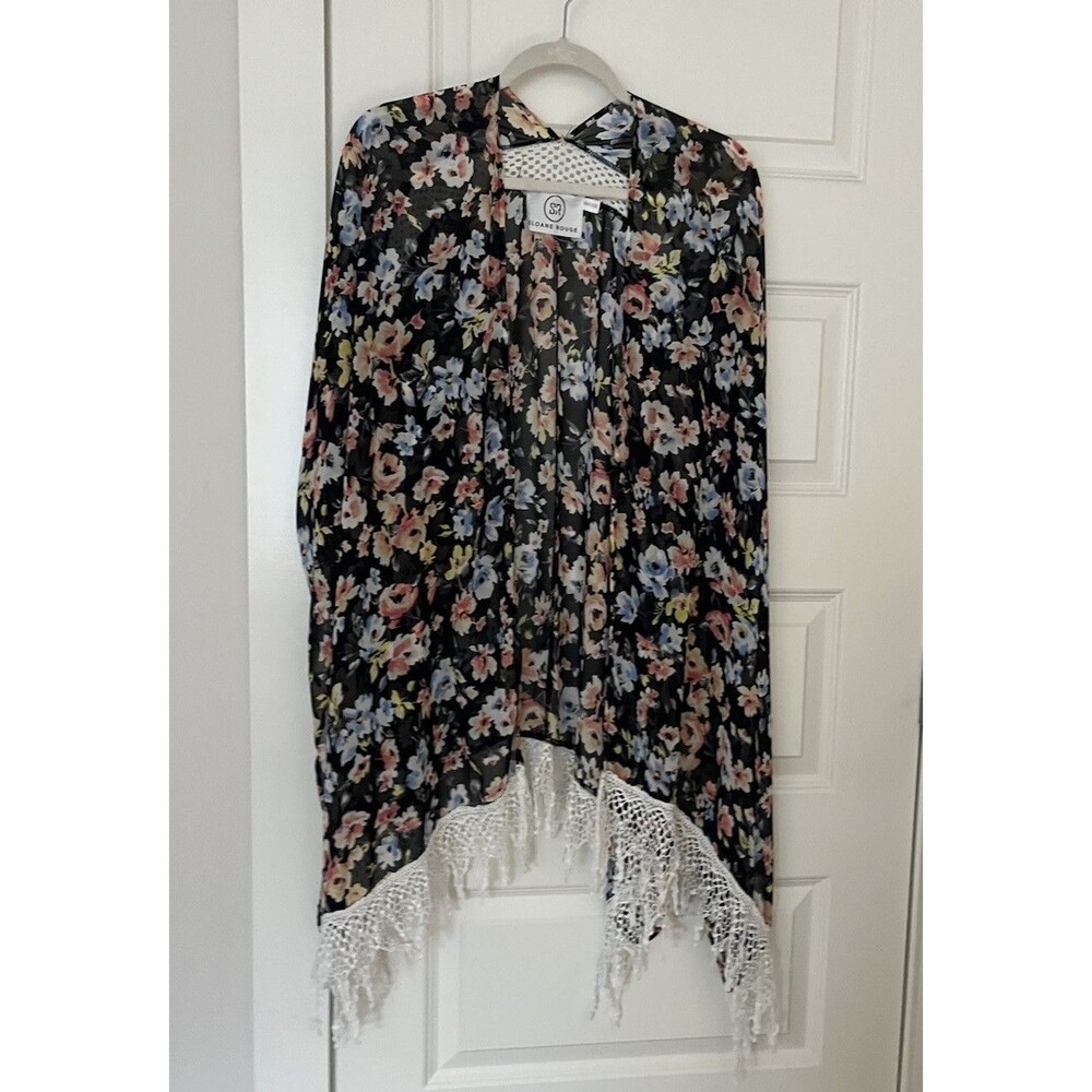 Sloane Rouge Floral Kimono OS Crochet Fringed Boho